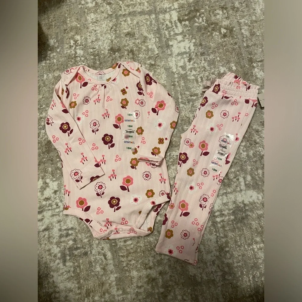 Garanimals Floral Baby Long Sleeve Onesie and Pants Set size 18M-NWT